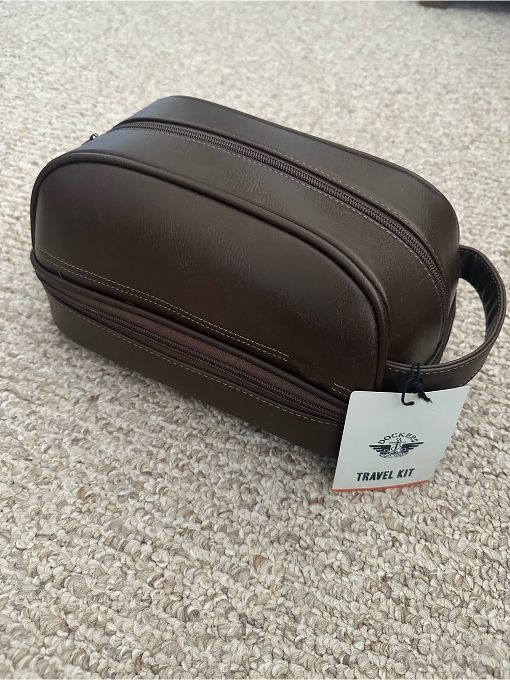 NWT Dockers Dark Brown Travel Kit Toiletry Bag